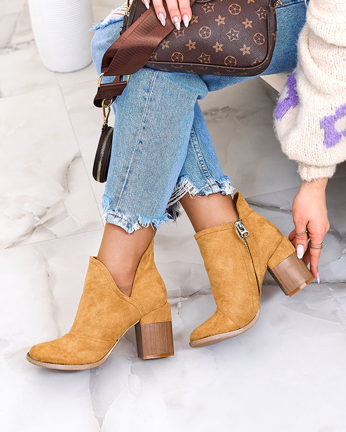 Royalfashion Чорні жіночі черевики Ricteas на шпильці