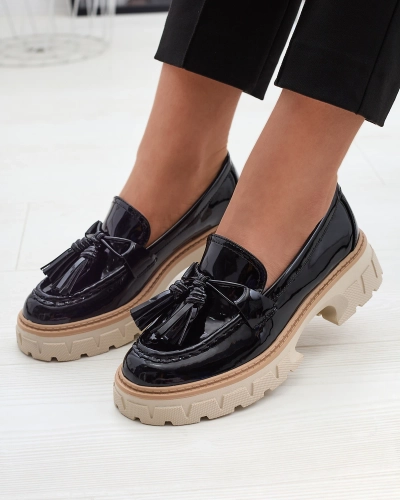 Чорні лаковані жіночі мокасини з китицями Kaipo- Footwear