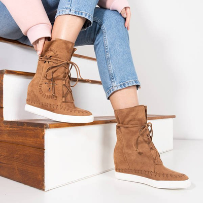 Braune Turnschuhe mit bedecktem Keil Cinta - Footwear