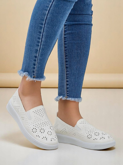Royalfashion Perforierte Damen-Slipper Mayla
