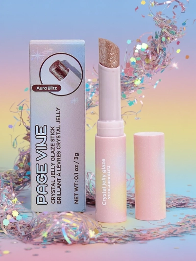 Lippenstift mit Glitzer in der Nuance Starlit Silver