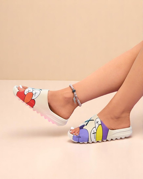 Світло бежеві жіночі резинові шльопанці з принтом Pfizz