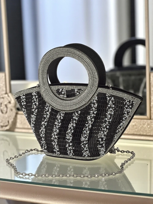 Маленька жіноча сумочка з цирконами Sparkle Queen