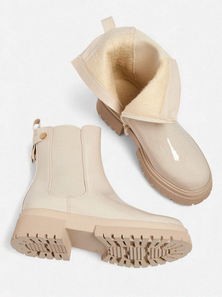 Lackierte Damenstiefeletten aus Öko-Leder Calebi