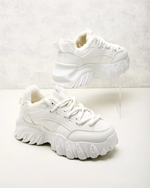 Жіночі утеплені кросівки Royalfashion Wonfi