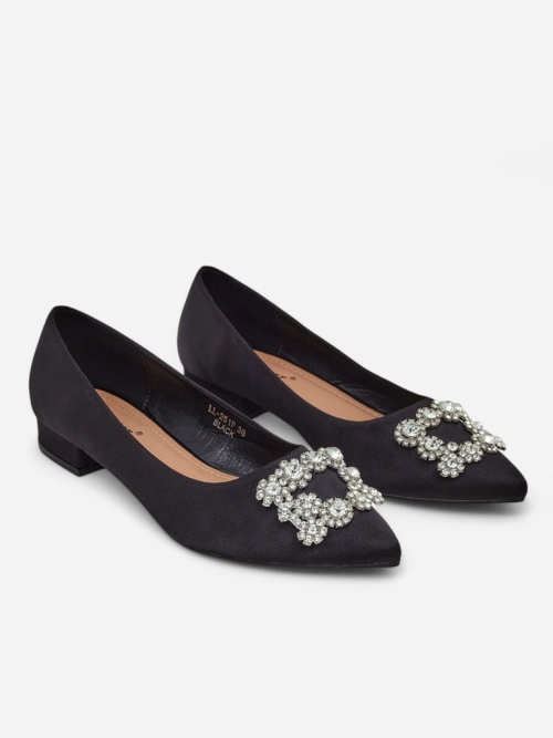 Royalfashion Жіночі балетки з сатиновим покриттям з пряжкою Legant