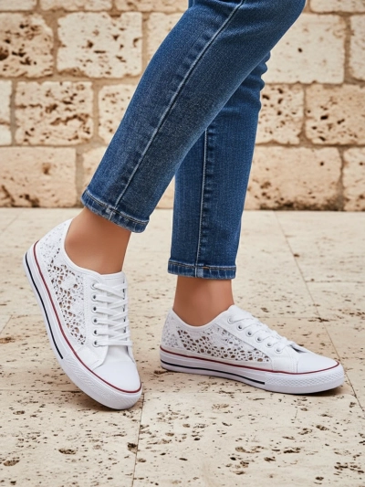 Aurelia Bianco - Ajour-Sneakers Royalfashion aus weißem Stoff, Größe 40