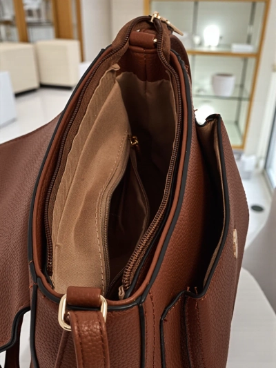 Kleine Damenhandtasche aus Öko-Leder Karelia