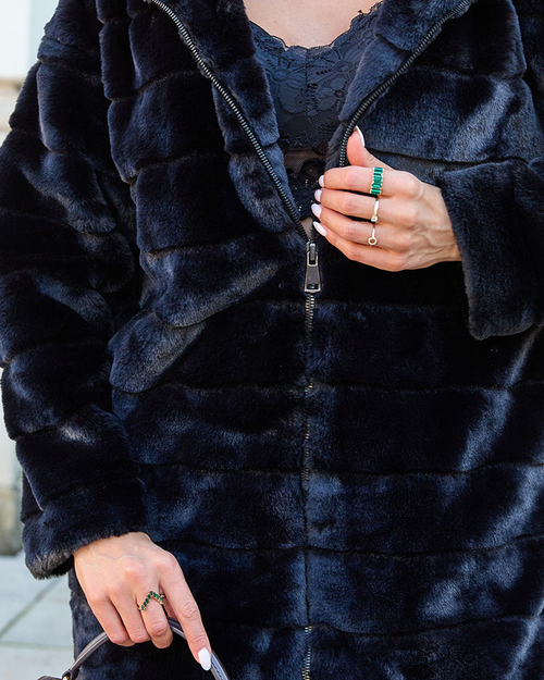 Пальто жіноче хутряне Royalfashion Black