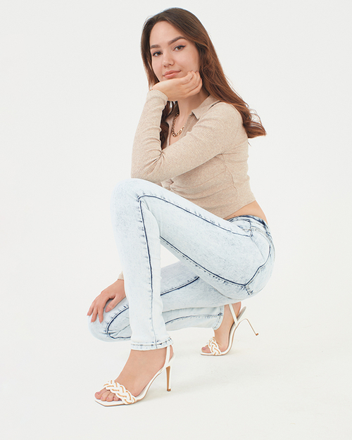 Блакитні жіночі джинси з блискавками