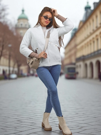 Gesteppte Damenjacke mit Kapuze und Bündchen an den Ärmeln Raven Peak