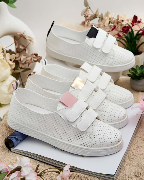 Royalfashion Жіночі ажурні кросівки Raffer