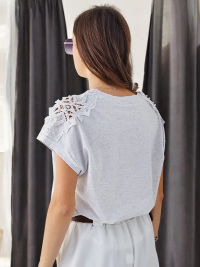 Royalfashion Baumwoll-Damen-T-Shirt mit Spitzenärmeln