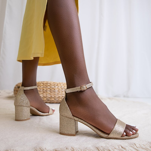 Золоті жіночі босоніжки з блискітками Brossina