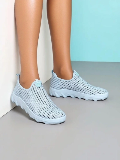 Royalfashion Жіночі спортивні кросівки на резинці Eraste