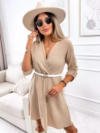 Beiges kurzes Damenkleid - Kleidung