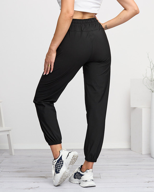 Чорні жіночі джогери