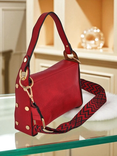 Damenhandtasche Ariadna Rosso aus Öko-Leder mit dekorativer Biene rot