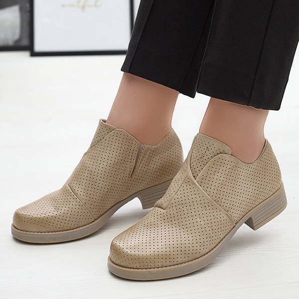 Бежеві жіночі напівчеревики з екошкіри Ilioppa- Взуття