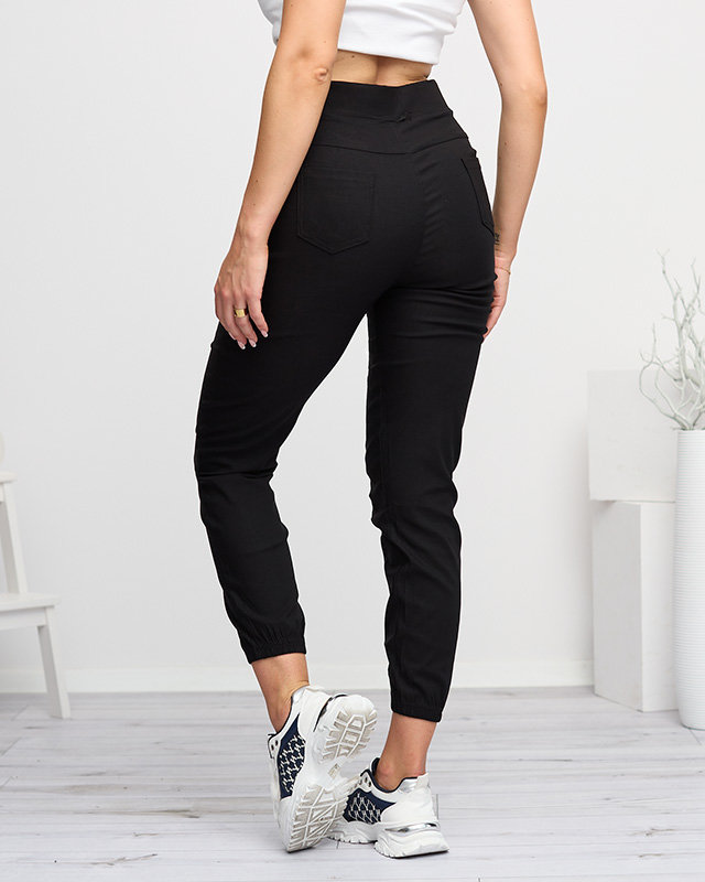 Schwarze Trainingsanzüge für Damen mit weißen Aufschriften - Kleidung