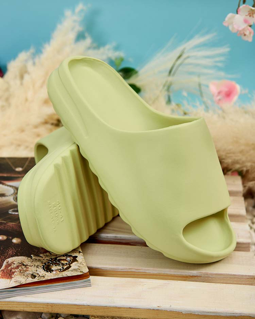 Жіночі гумові шльопанці Royalfashion Getter