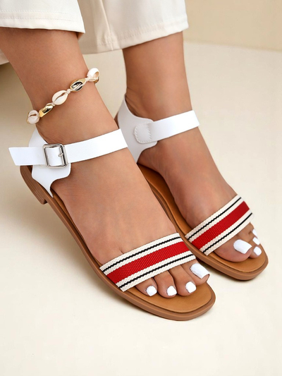 Royalfashion Damensandalen mit flacher Sohle Naya