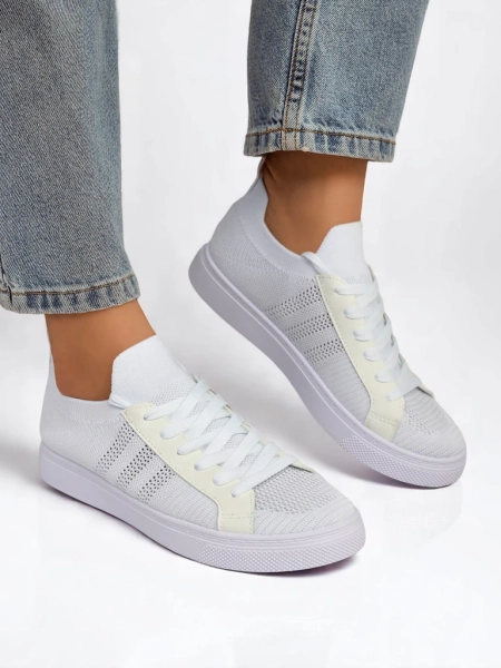 Aurelio Weiße Textil-Sneakers mit Öko-Leder auf flacher 2,5 cm Plattform