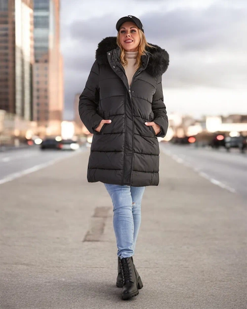 Жіноча стьобана зимова куртка Royalfashion