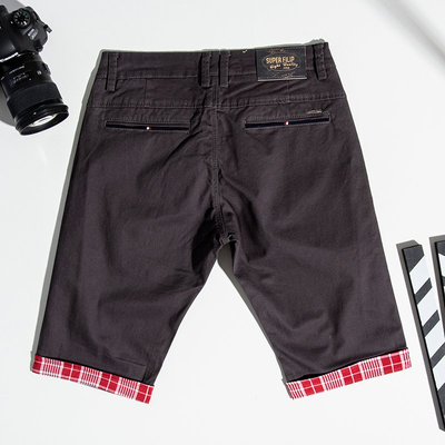 Dunkelgraue Herrenshorts mit burgunderfarbenen Einsätzen - Kleidung