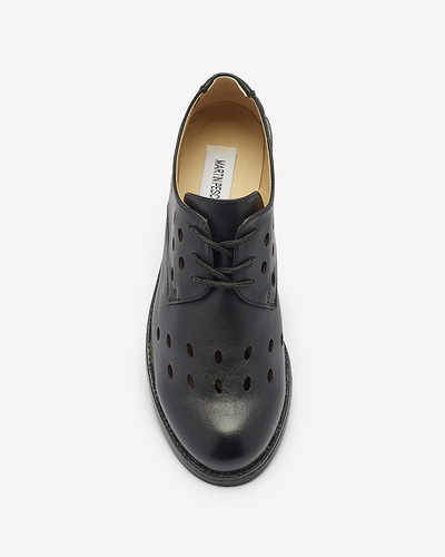 Durchbrochene Damen-Halbschuhe aus Öko-Leder in Schwarz Selofso- Footwear