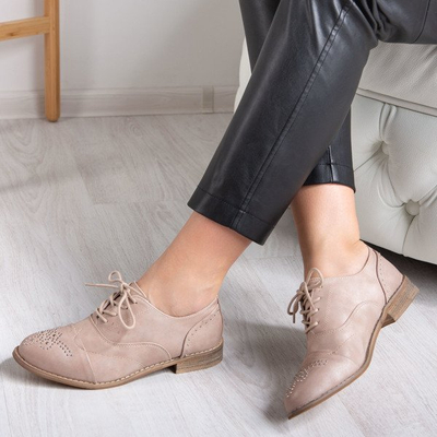 Rosa Schuhe mit flachen Absätzen und Nasennieten - Schuhe 1