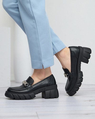 Schwarzer Damenschuh auf massiver Erikela-Sohle - Schuhe