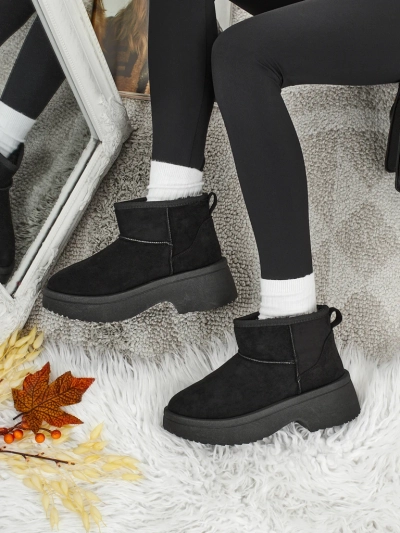Kurze Damenstiefel a'la Schneestiefel Liorah