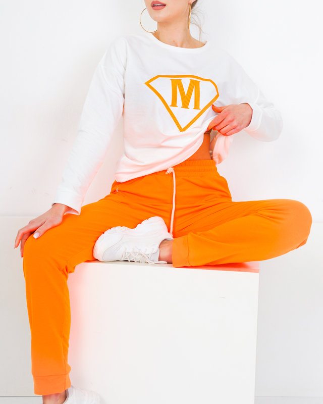 Sport-Trainingsanzug für Damen in Weiß und Orange mit Abzeichen - Kleidung