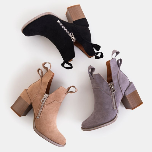 Чорні жіночі ботильйони на квадратних підборах Darera