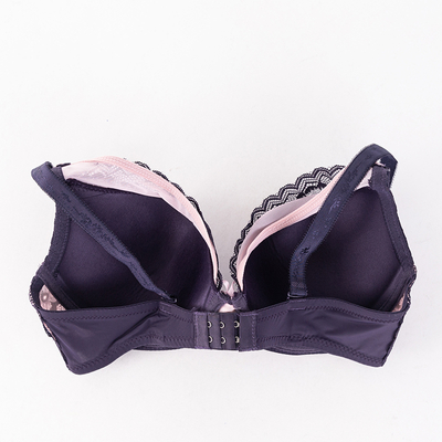 Lila und rosa Spitzen-BH - Unterwäsche