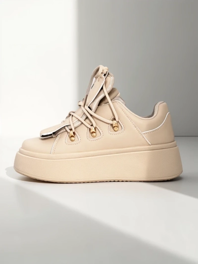 Royalfashion Damen Sneaker mit einer dekorativen Zunge Domatories