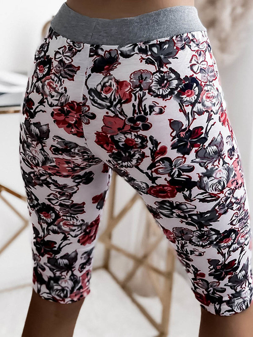 Жіночі шорти 3/4 білі та квіти PLUS SIZE - Одяг