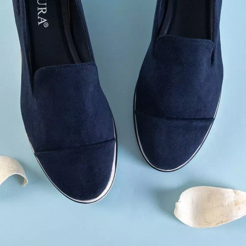 OUTLET Жіночі темно-сині лофери на низькій танкетці Dardariel - Туфлі