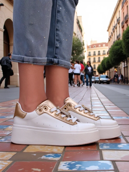 Royalfashion Жіночі спортивні кросівки Kisoffi