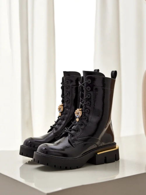 Royalfashion Жіночі чоботи на низькому ходу з патентної шкіри Tesiolle