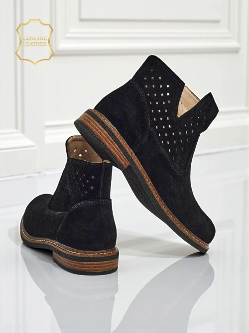 Botki Aurelia Nero zamszowe ażurowe botki damskie płaski obcas 3cm