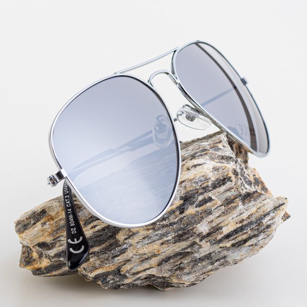 Sonnenbrille mit silbernem Rand für Damen - Brillen