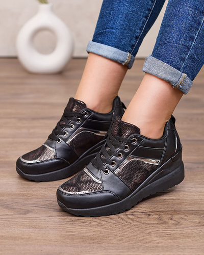 Royalfashion Sportliche Damen-Sneaker auf Plateausohle Tericas