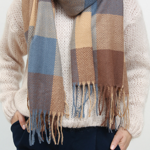 Коричнево-синій жіночий теплий шарф в клітинку - Аксесуари