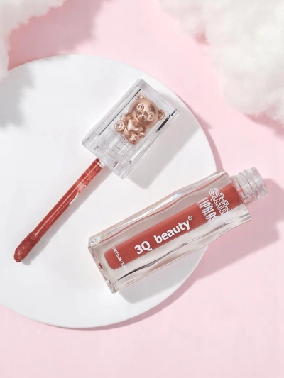Lippenstift in der Farbe Fluffy RoseWood