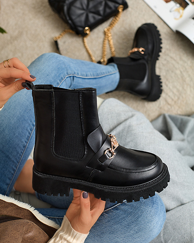 Schwarze isolierte Damenstiefel aus Kunstleder mit Fera-Dekoration - Schuhe