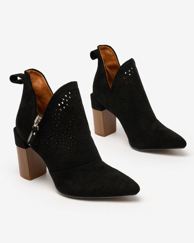 Royalfashion Schwarze Damenstiefel mit hohem Schaft Swerros