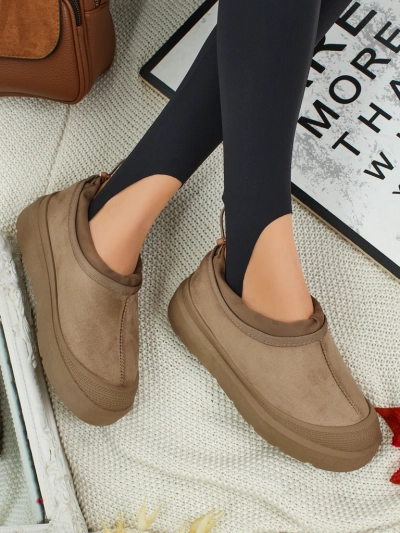 Короткі жіночі черевики a'la снігоходи Velisee