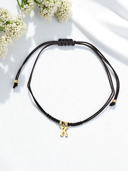 Damenarmband mit dem Buchstaben K